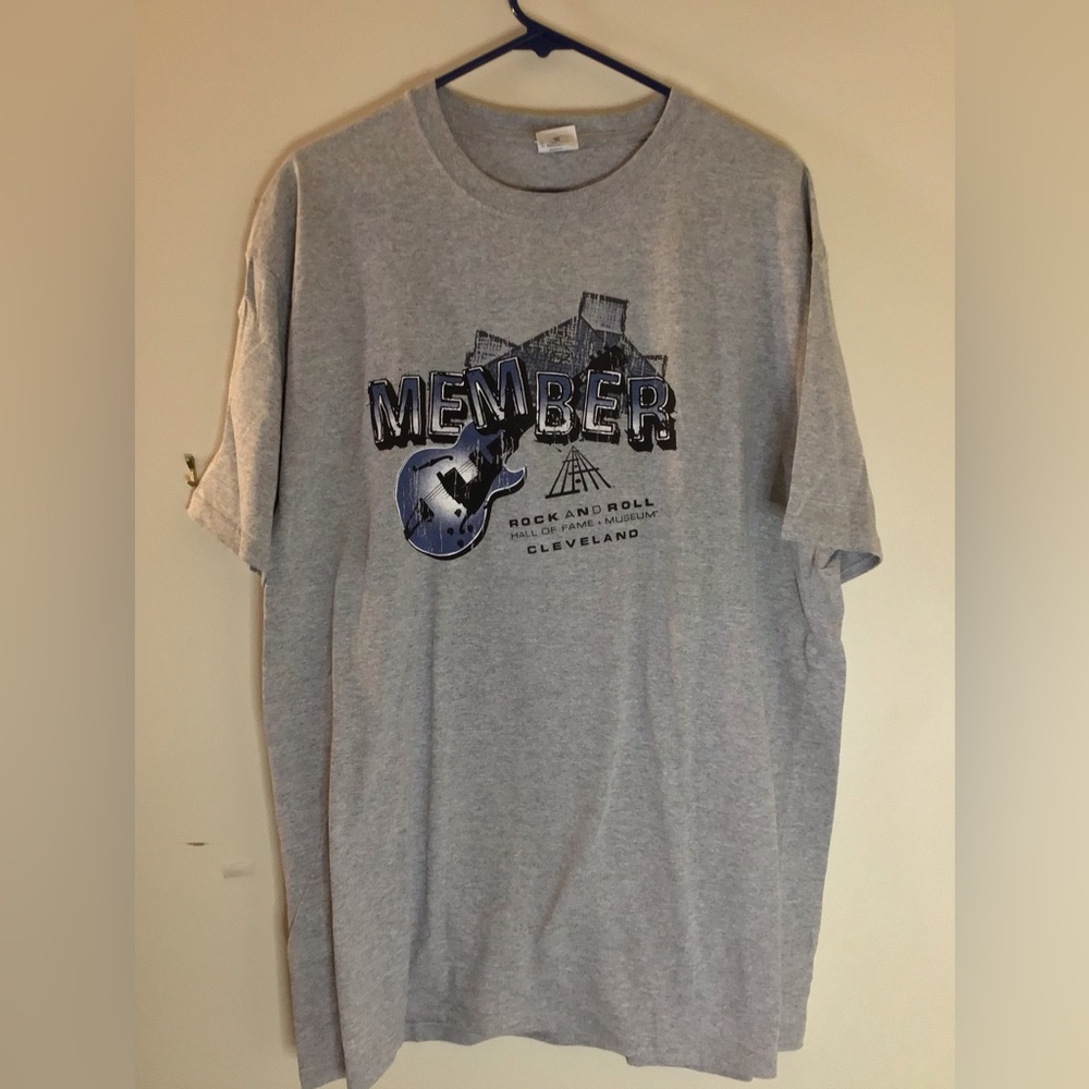 Vintage Rock & Roll Hall of Fame Cleveland Members Grey Tee Shirt, Size X-LARGE